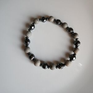 Sophisticated Silver and Gray Beaded Bracelet